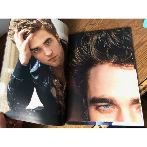 Vintage The Sexy Stars Of Twilight Eclipse Collector's Edition US Magazine - Picture 7 of 9